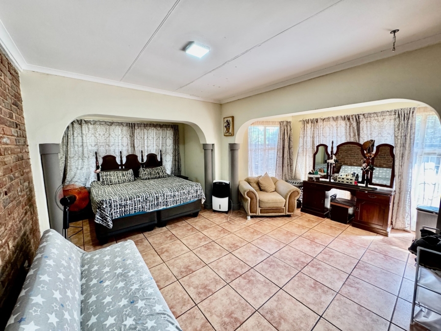 3 Bedroom Property for Sale in Mooivallei Park North West